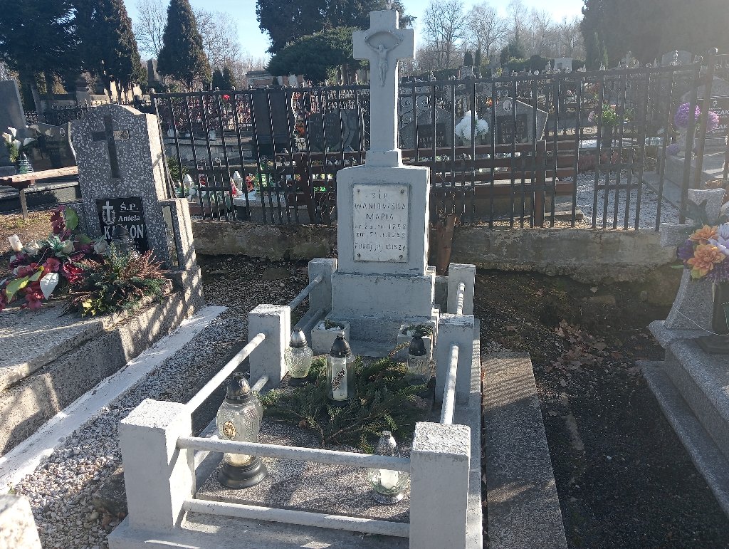 Grób Maria Waniowska