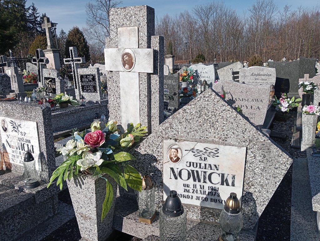 Julian Nowicki 1901 Olszyna - Grobonet - Wyszukiwarka osób pochowanych