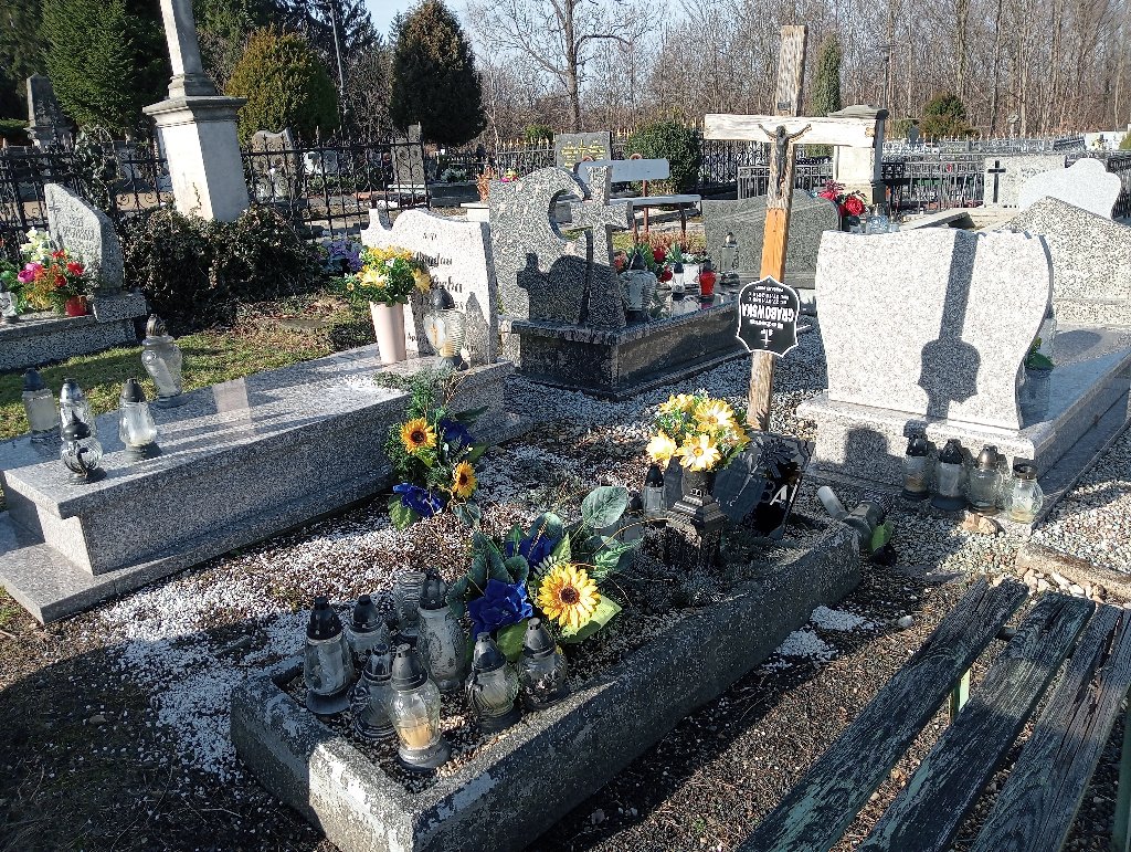 Grób Teofila Szczerba