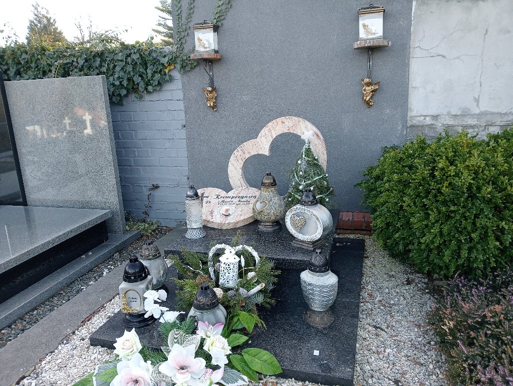 Grób Piotr Krempczyński