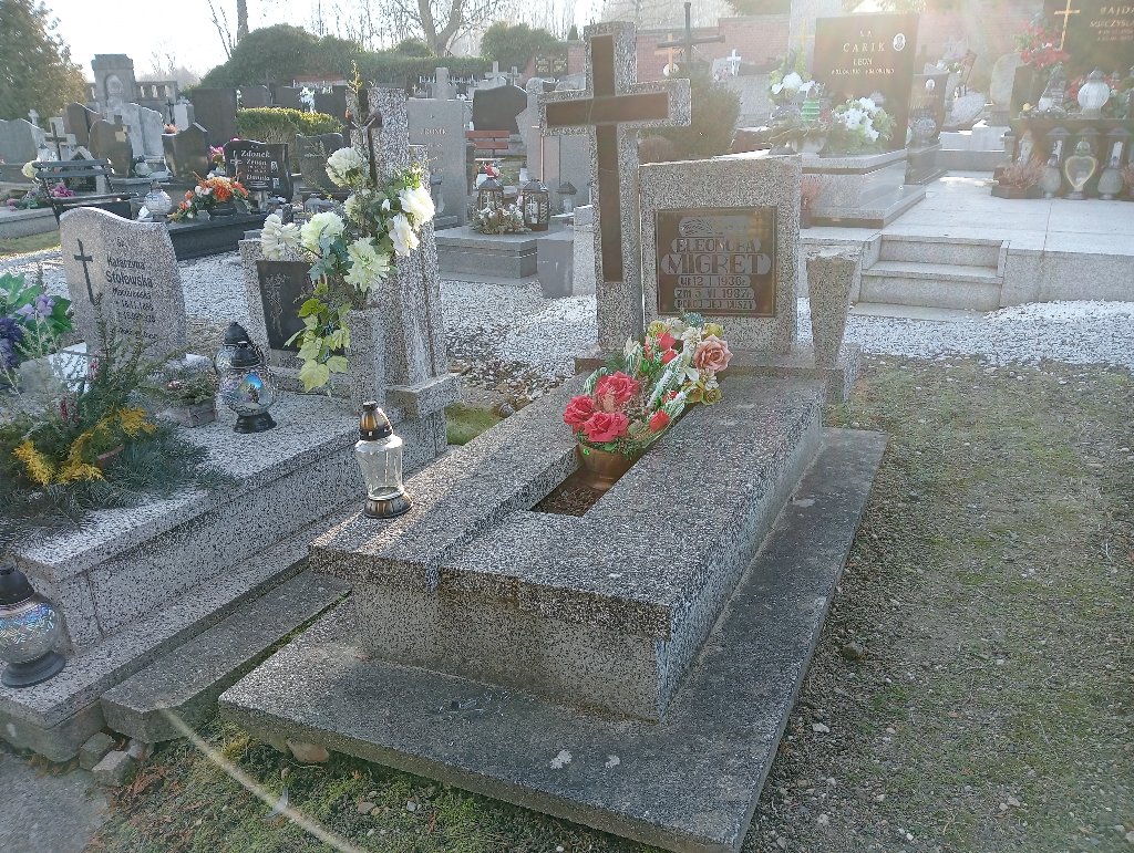 Grób Eleonora Migret