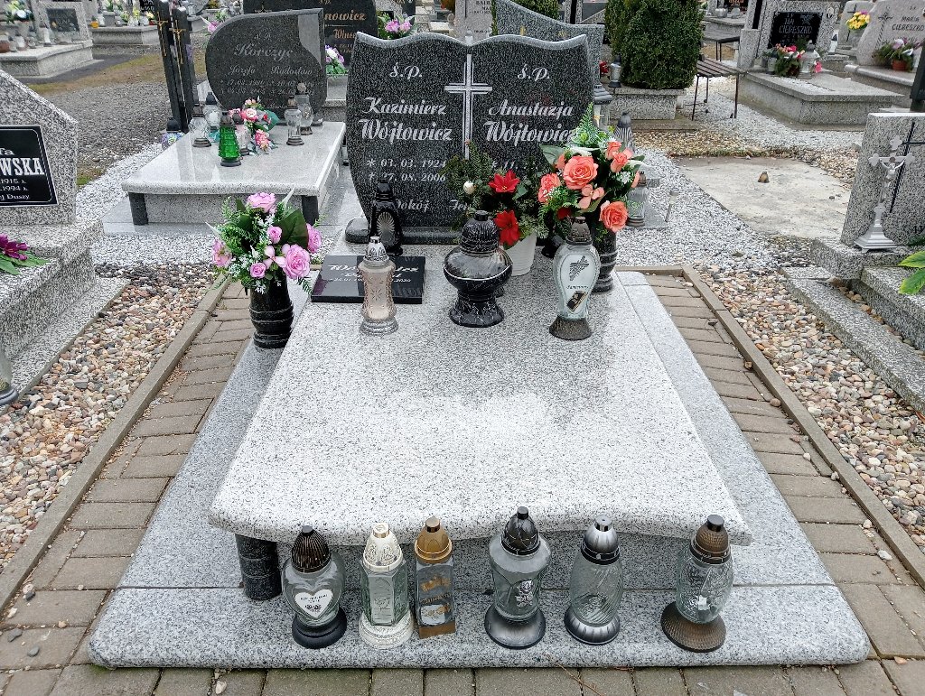 Grób Kaziemierz Wójtowicz