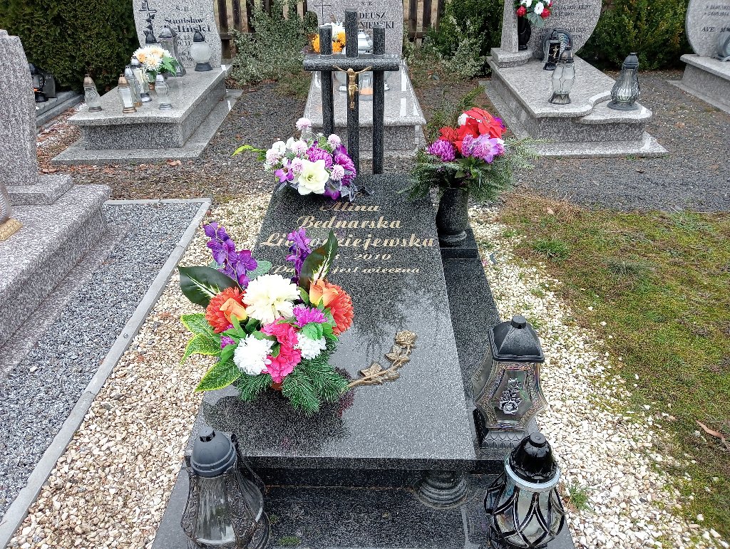 Grób Alina Bednarska
